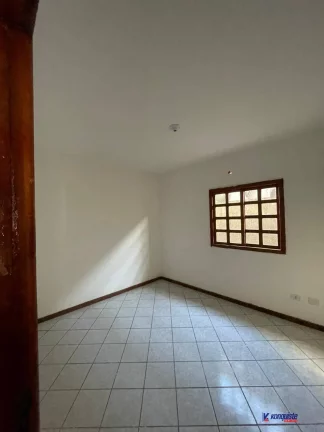 Imagem VENDO CASA EM CONDOMINIO