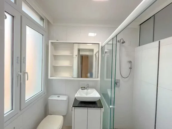 Imagem Apartamento mobiliado frente mar com 3 dormitórios sendo 3 suítes em Balneário Camboriú/SC