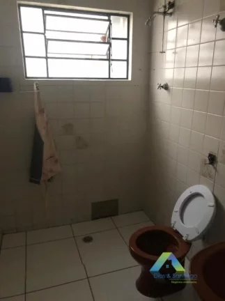 Imagem Excelente sobrado com 3 dormitórios, 3 vagas, 3 banheiros com facil acesso a comércios e principais avenidas