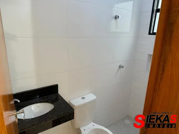Imagem Casa de 2 quartos com suíte, 2 banheiros e 2 vagas na Vila Ré, São Paulo-SP: seu novo lar espera por você!