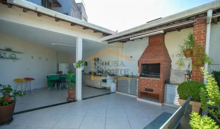 Imagem Casa em rua calma, com ampla vista e muita iluminação natural, 4 dormitórios, sendo 2 suítes com...