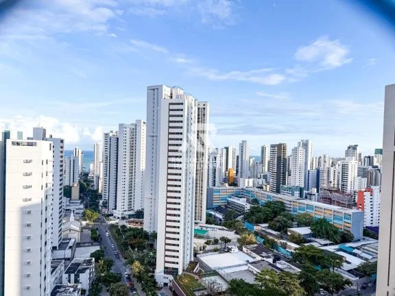 Imagem APARTAMENTO DE ALTO PADRÃO À VENDA EM BOA VIAGEM – 136 m² | ANDAR ALTO | REFORMADO