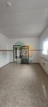 Imagem Casa para Venda em Mairinque, Vila Sorocabana, 2 dormitórios, 1 banheiro, 2 vagas
