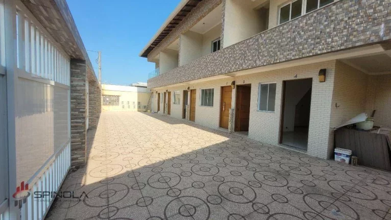 Imagem Casa com 2 dormitórios à venda, 85 m² por R$ 420.000,00 - Mirim - Praia Grande/SP