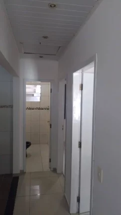 Imagem Terreno com Casa Não Averbada no Condomínio La Salle - Pinheirinho