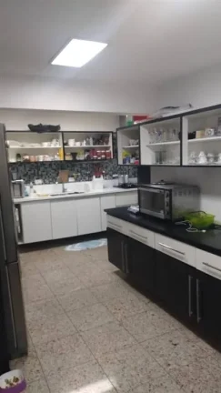 Imagem APARTAMENTO COM 134 m² - FORTE - PRAIA GRANDE SP