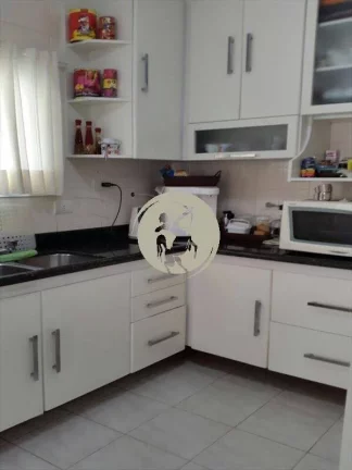 Imagem MEIA QUADRA DA PRAIA