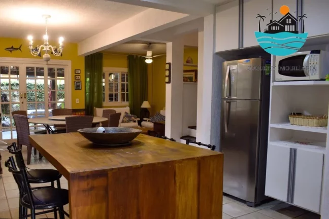 Imagem Casa em condomínio para venda em Juquehy com 3 dormitórios, 1 suíte, 50 metros da praia e 160m² de área construída | Juquehy Imobiliária
