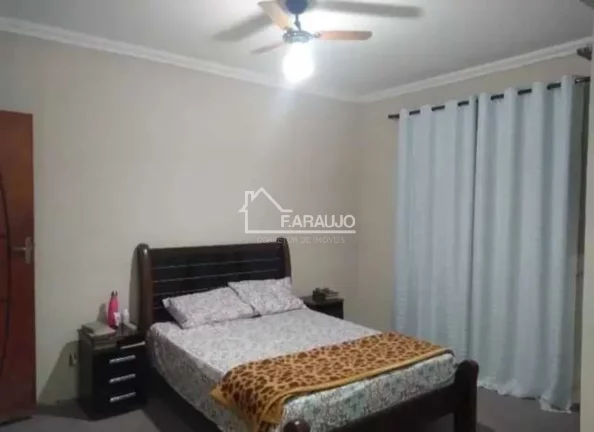 Imagem Casa à venda em Sorocaba-SP! 3 quartos, 1 suítes, 2 vagas.
