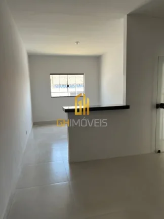 Imagem CA1813Linda casa com 2 quartos sendo 1 suíte localizada no Setor dos Bandeirantes A casa possui - 2...