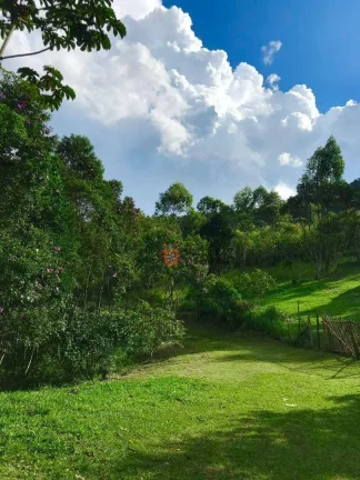 Imagem Chácara com 3 dormitórios à venda, 2000 m² por R$ 650.000 - Zona Rural - Nazaré Paulista/SP
