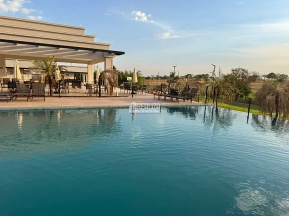 Imagem Terreno à venda no Condomínio Residencial Jardins, no bairro Recreio dos Bandeirantes em Uberaba