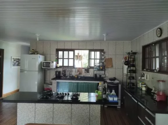 Imagem LINDA CASA COM 1.600M2, NASCENTE, 3 QUARTOS - NOVA FRIBURGO