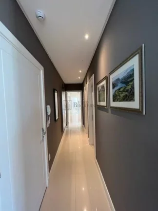 Imagem Apartamento com 4 dormitórios à venda no Centro de Balneário Camboriú/SC