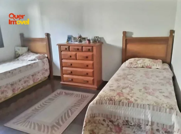 Imagem Espetacular Casa à Venda em Ribeirão Preto-SP, Ribeirânia: 3 Quartos, 1 Suíte, 2 Salas, 3 Banheiros, 4 Vagas, 240m²