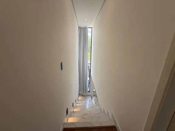 Imagem Linda Casa Mobiliada com Piscina - Condomínio Nova Jaguari