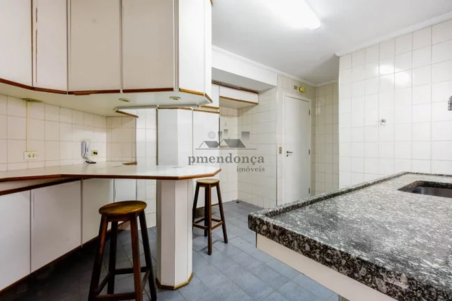 Imagem Apartamento à venda nas Perdizes, 3 quartos e 2 vagas em 111m2