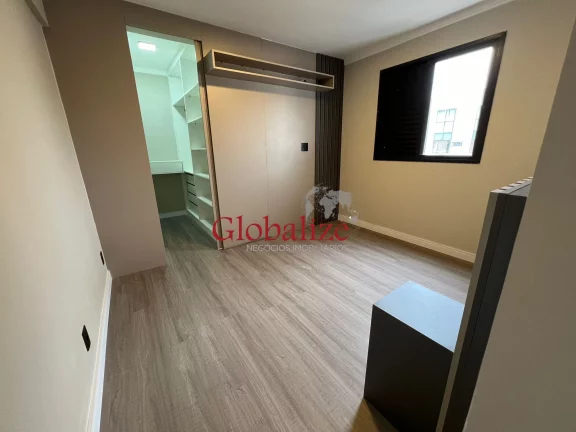 Imagem Cobertura à venda com 191m², 3 dormitórios, 1 suíte, jacuzzi, vista mar por R$ 1.849.000,00 no Campo Grande em Santos