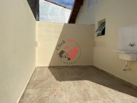 Imagem Casa Terrea , Nova sem uso prox a Praia 2 dorms c suite , quintal e piscina , 4 vagas ,bairro Gaivota,