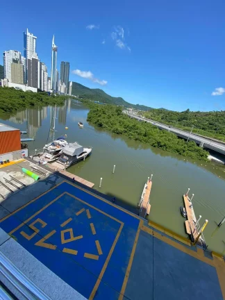 Imagem Cobertura com 3 dormitórios à venda sendo 3 suítes, 336 m² por - R$ 12.000.000,00 - Centro - Bal. Camboriú/SC
