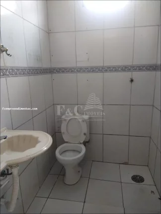 Imagem Sobrado para Venda em Limeira, Jardim São Simão, 4 dormitórios, 2 banheiros, 2 vagas