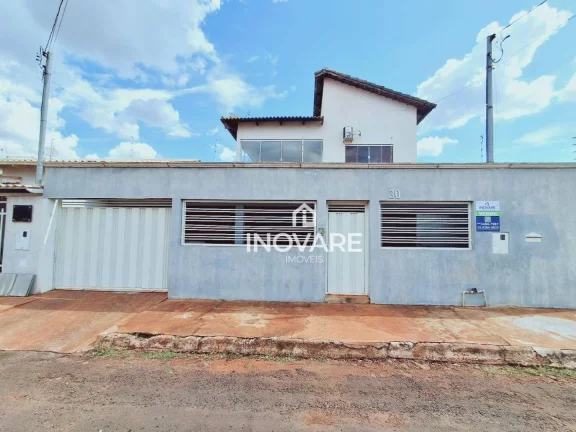 Casa com 3 dormitórios à venda, 200 m² por R$ 420.000 - Jardim das Palmeiras - Araporã/MG