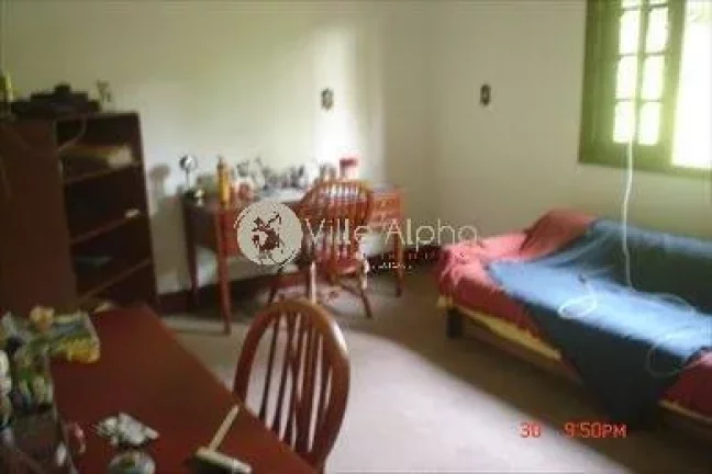 Imagem Fantástica Casa a venda no condomínio fechado da Santa Terezinha em Santos