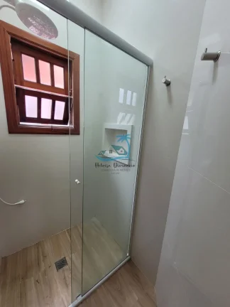 Imagem Sobrado em condomínio fechado com 3 dormitórios à venda no Itaguá em Ubatuba
