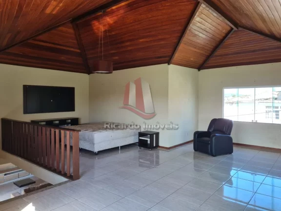 Imagem Casa Duplex c/ 4 Quartos p/ Locação, 250m² - Peró
