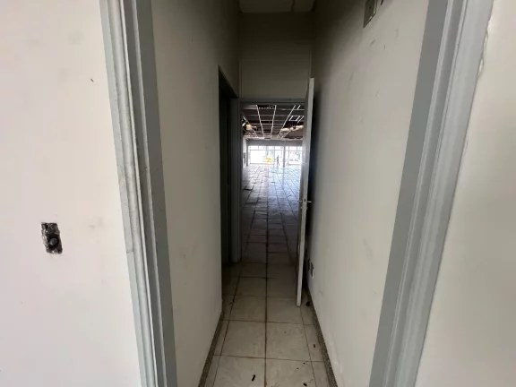 Imagem Galpão comercial para venda em Cidade Nova, 267m2