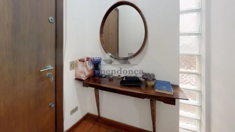 Imagem Apartamento na Rua Rosa e Silva com 3 quartos sendo 1 suíte e 1 vaga, 98m²