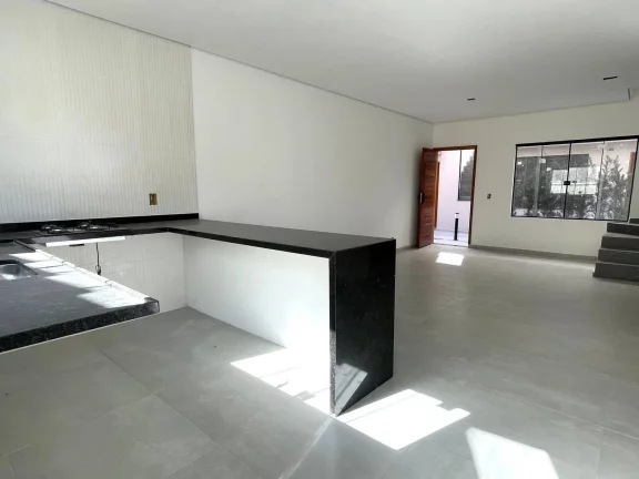 Imagem Sobrado 2 suítes á venda R$ 465 mil – Pontal Santa Marina, Caraguatatuba-SP