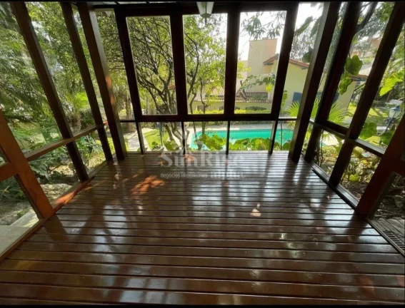 Imagem Casa de alto padrão à venda com 1.120m² de terreno - 3 quartos e 4 vagas - 332,50 m² AC por R$ 4.950.000 - Alphaville 3 - Santana de Parnaíba/SP