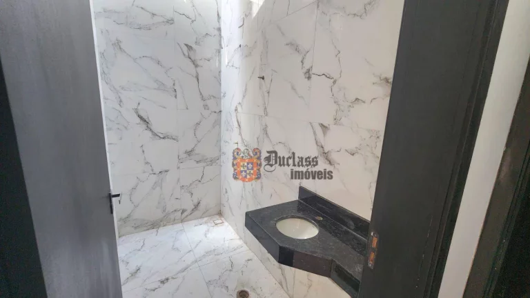 Imagem Sobrado com 3 dormitórios à venda, 105 m² por R$ 650.000,00 - Santa Martha - Bom Jesus dos Perdões/SP