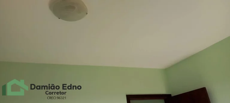 Imagem SOBRADO COM 3 DORMITÓRIOS SENDO 1 SUITE