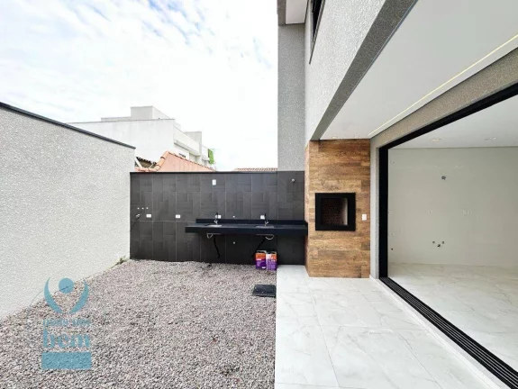 Imagem Maravilhoso Sobrado com 3 dormitórios à venda, 195 m² por R$ 990.000 - Capão da Imbuia - Curitiba/PR