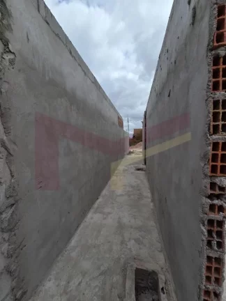 Imagem Casa 2/4 sendo 1 suite na Conceicao