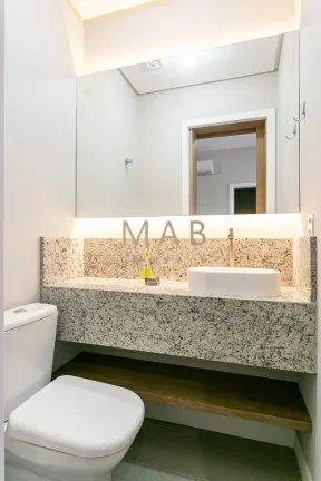 Imagem Apartamento à venda em Florianópolis-SC, Cachoeira do Bom Jesus: 1 quarto, 1 suíte, 1 sala, 2 banheiros, 1 vaga, 53,17m²!