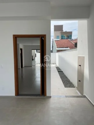 Imagem Sobrado em Baln. Piçarras novo 100 metros da Praia