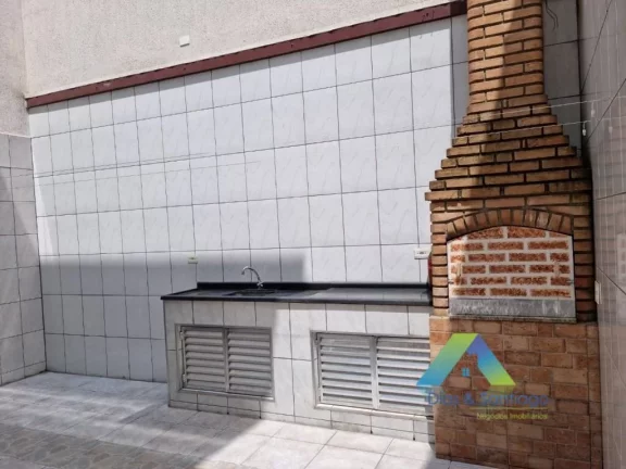Imagem Sobrado com 3 Quartos e 3 banheiros à Venda, 250 m² por R$ 739.900
