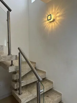 Imagem Sobrado com 2 dormitórios à venda, 80 m² por R$ 690.000,00 - Jardim Carlos Cooper - Suzano/SP