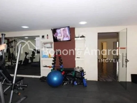 Imagem Apartamento com 145m² distribuídos em 4 quartos, sendo 1 suíte master, e todos com armários. Amp...