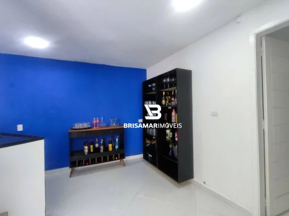 Imagem ENSEADA- CASA SOBRADA À UMA QUADRA DA PRAIA , 06 VAGAS DE GARAGEM, LAZER.