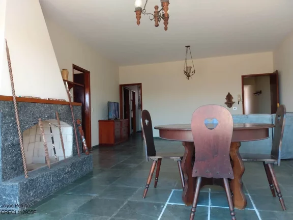 Imagem Oportunidade Única de Investimento! Salão Comercial + Apartamento Residencial à Venda em Peruíbe. Bem Pertinho do Mar.