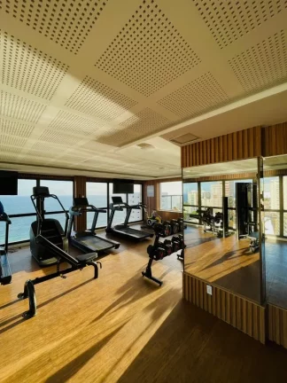 Imagem A 5ª Avenida Imóveis selecionou esta oportunidade de STUDIO c/ varanda integrada, totalmente mobiliada e decorada no BARRA PREMIUM: por R$500.000,00