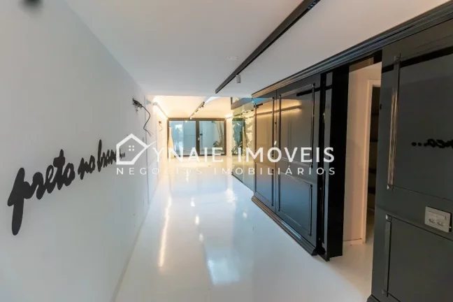 Imagem Imperdível: Casa de luxo à venda em SP, com 5 quartos e 800m² no Jardim Guedala!