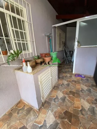 Imagem Casa para Venda em Limeira, Jardim Residencial Guimarães, 2 dormitórios, 1 banheiro, 3 vagas