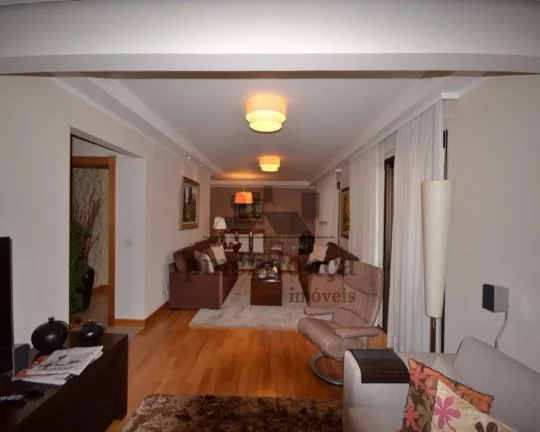 Imagem Apartamento na Pompéia com 3 suites e 4 vagas, 178m²