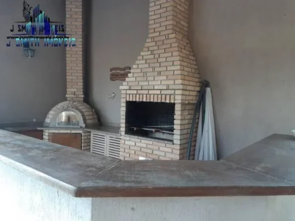 Imagem CASA TÉRREA EM CONDOMÍNIO NA REGIÃO DA GRANJA VIANA, DENTRO DE CHÁCARA RESIDENCIAL.
AC. 350m², ...