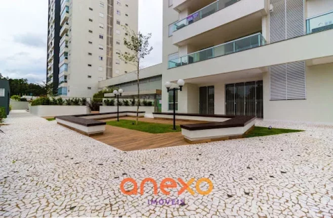 Imagem Apartamento para locação em Blumenau com 1 dormitório e área de lazer, no Edifício Punta Carena.